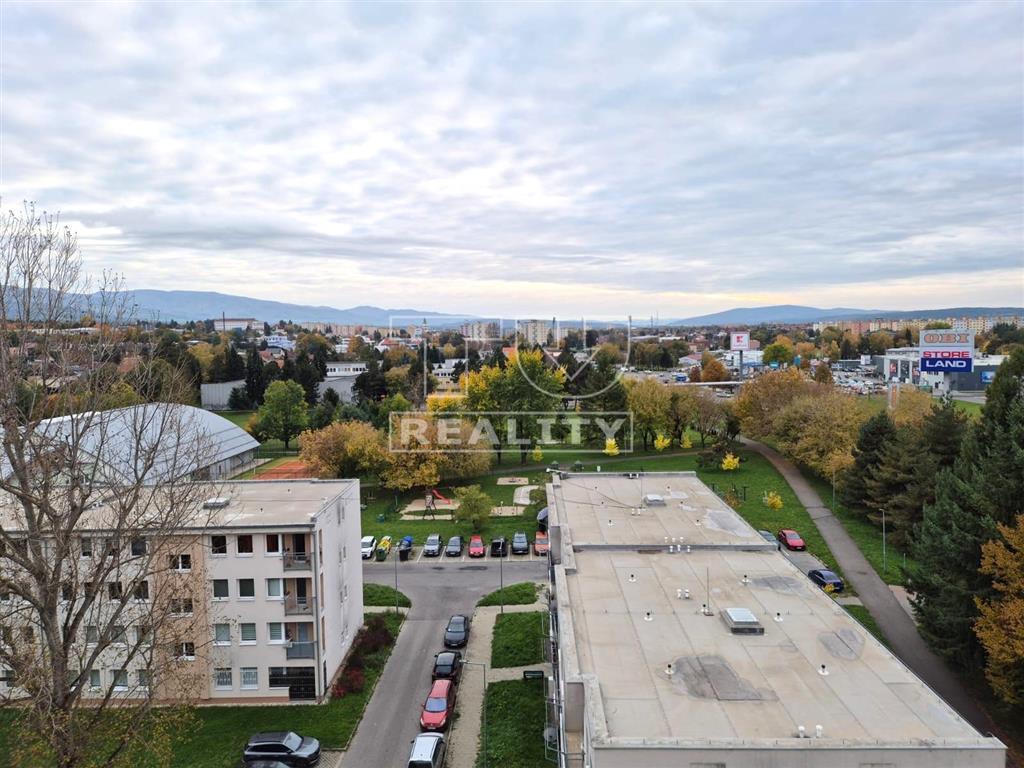 Na predaj priestranný 4-izbový byt – Prievidza, sídlisko... - 10