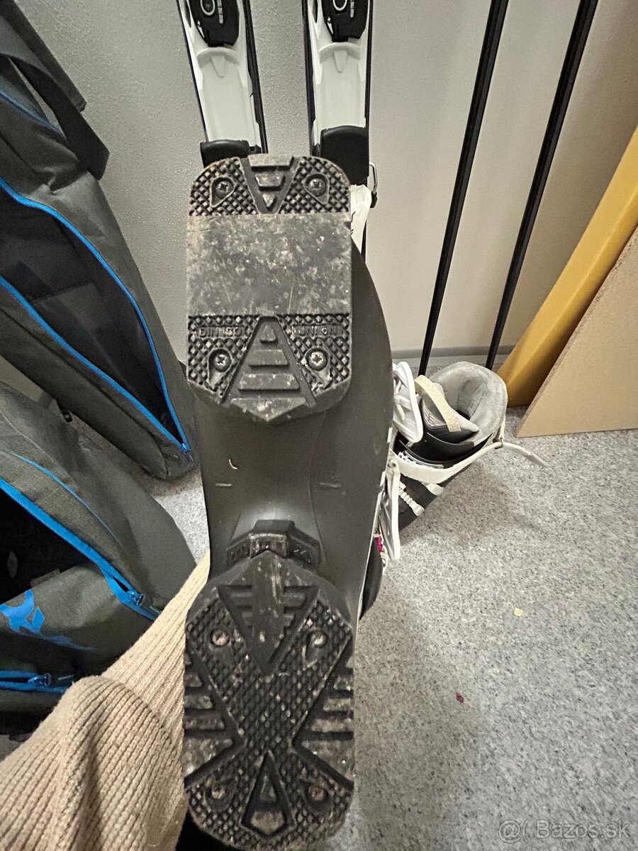 Predam damske lyze - 10