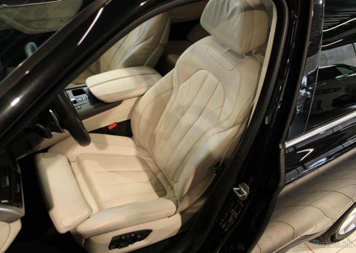 BMW X5 xDrive40d nafta automat - 10