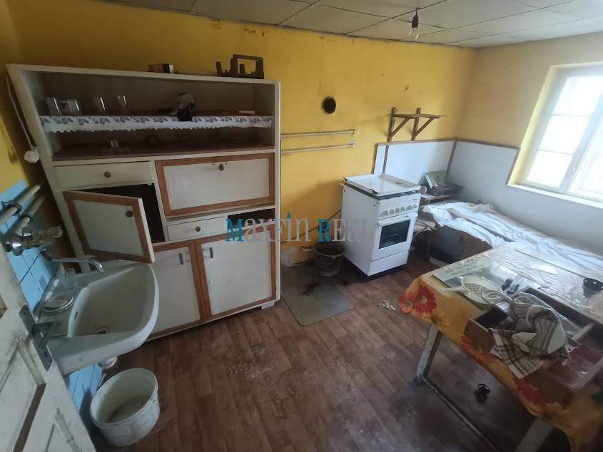 Vidiecky dom vo Vajke nad Žitavou - 10