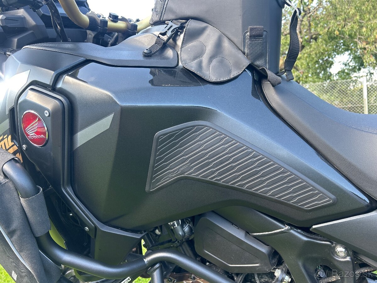 Honda AfricaTwin 1100 Atas - 10