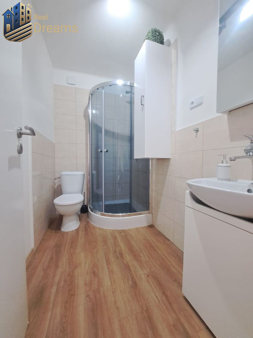 Exkluzívne na predaj 5 izbový rodinný dom - 10