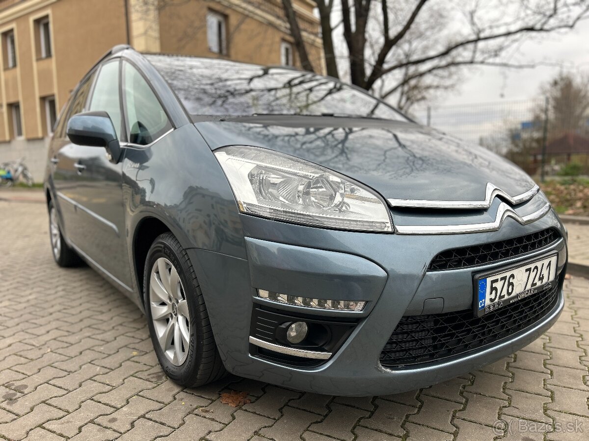Citroën C4 Picasso, 1.6e-HDi automat 7 míst, tažné - 10