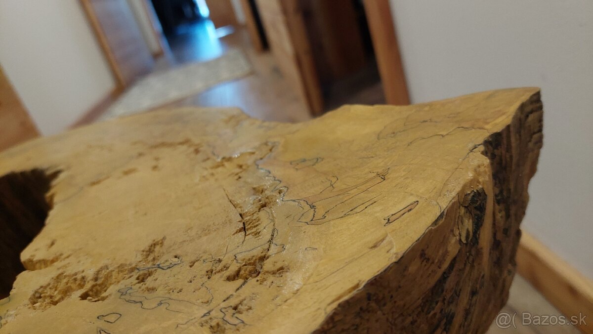 Drevený stolík masív - 10