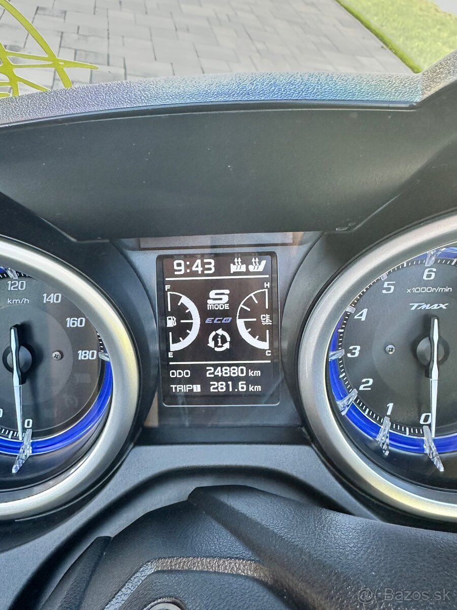 Yamaha T-Max Dx akrapovic - 10