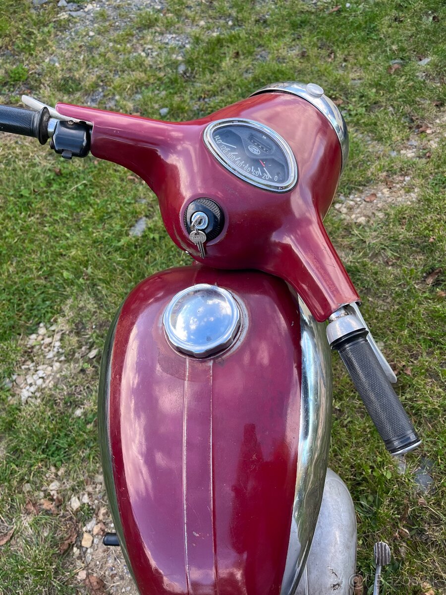 Predam Jawa 350/360 panelka r.v 1965 - 10