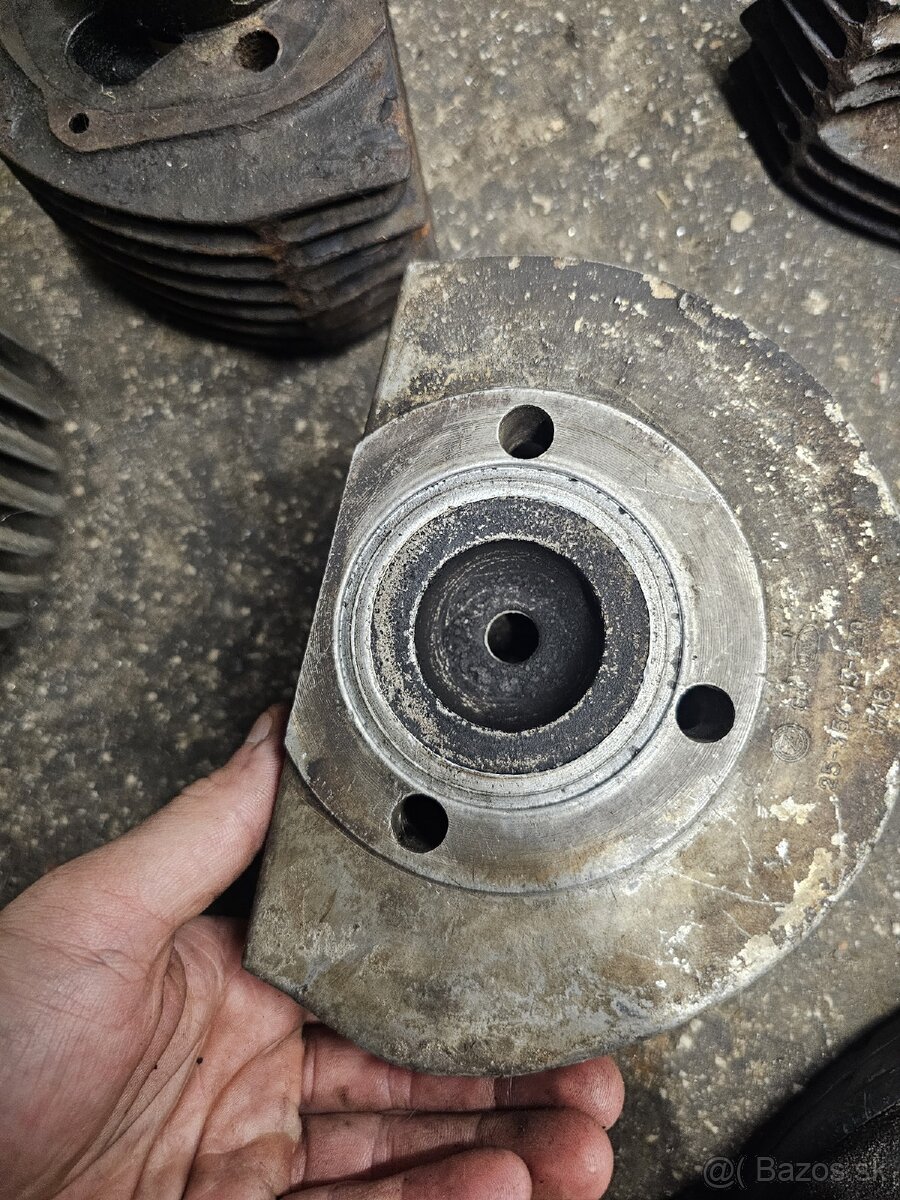 Valce hlavy jawa 350 - 10