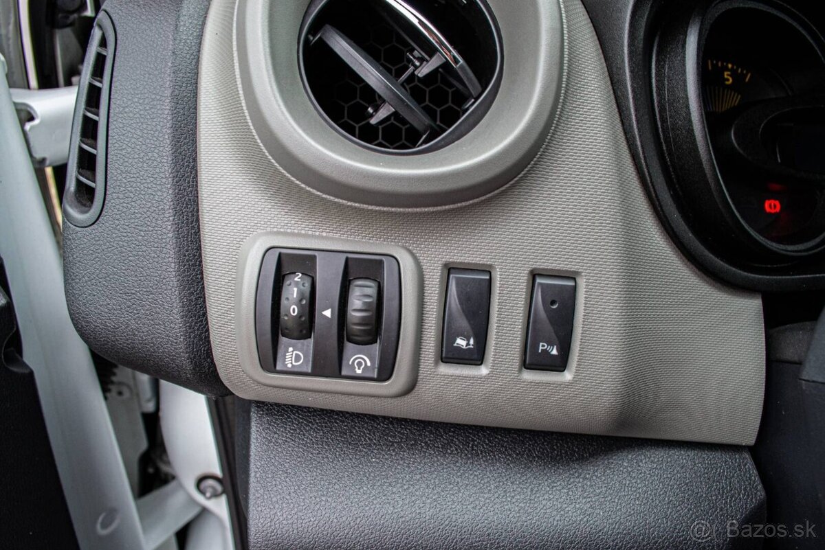 Renault Trafic 1.6 dCi 107kW 9-miest - 10