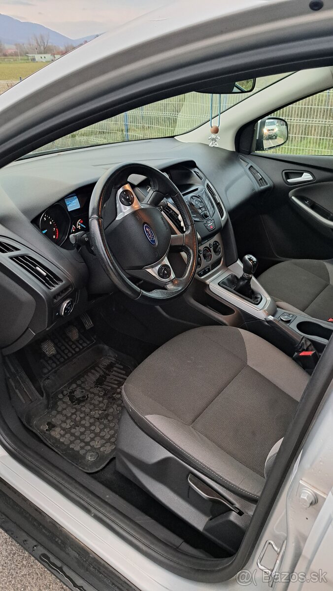 Predám Ford Focus - 10