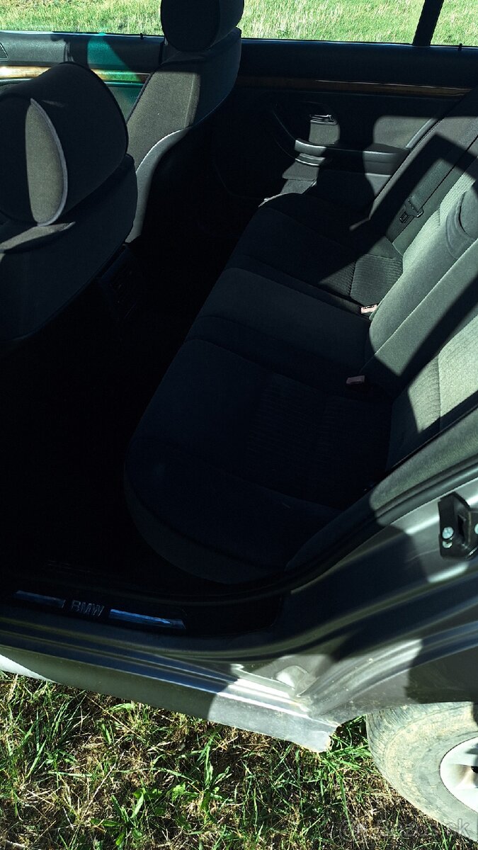 BMW 528i E39 - 10