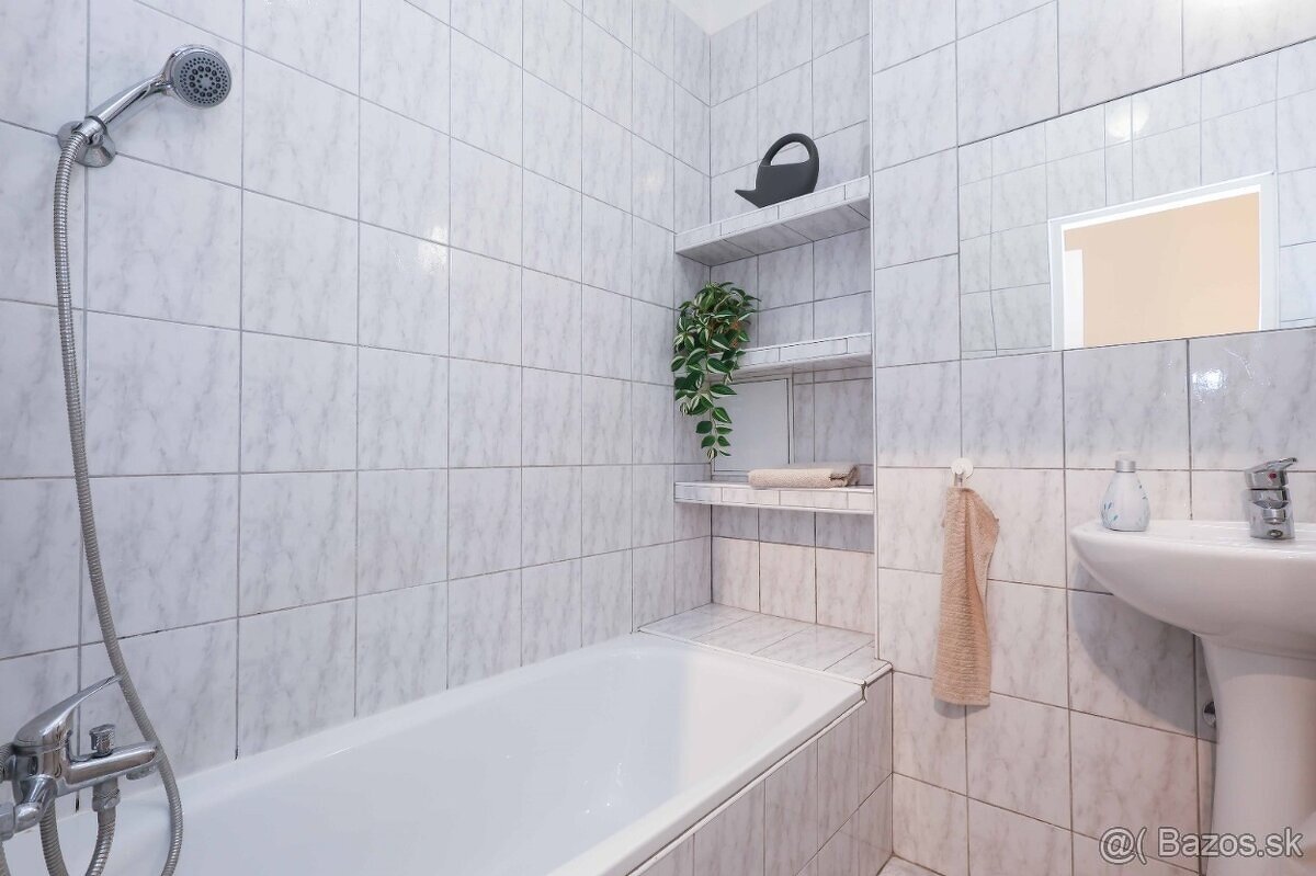 3 izb byt BA Staré Mesto - 10