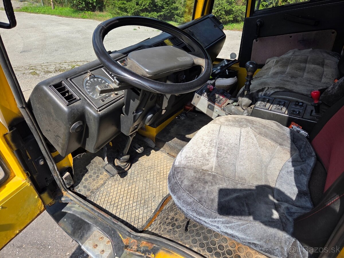 BUCHER BU150 4x4 S3 - 10