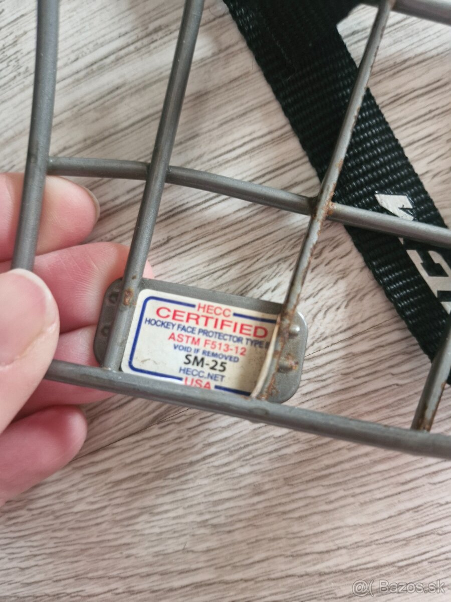 Prilba na hokej CCM veľ. S - 10