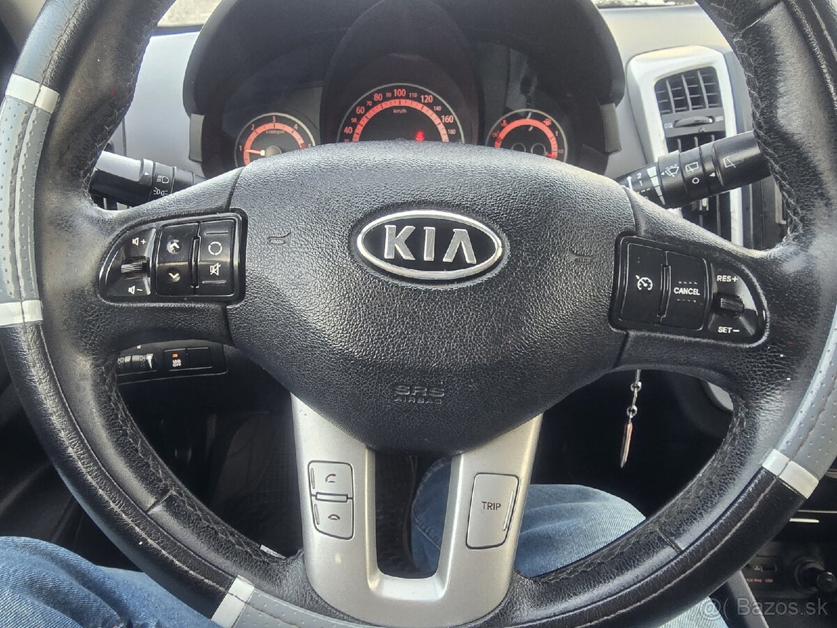 KIA Ceed 1.6 CRDI 85kW, STK+EK 11/2026✅ - 10