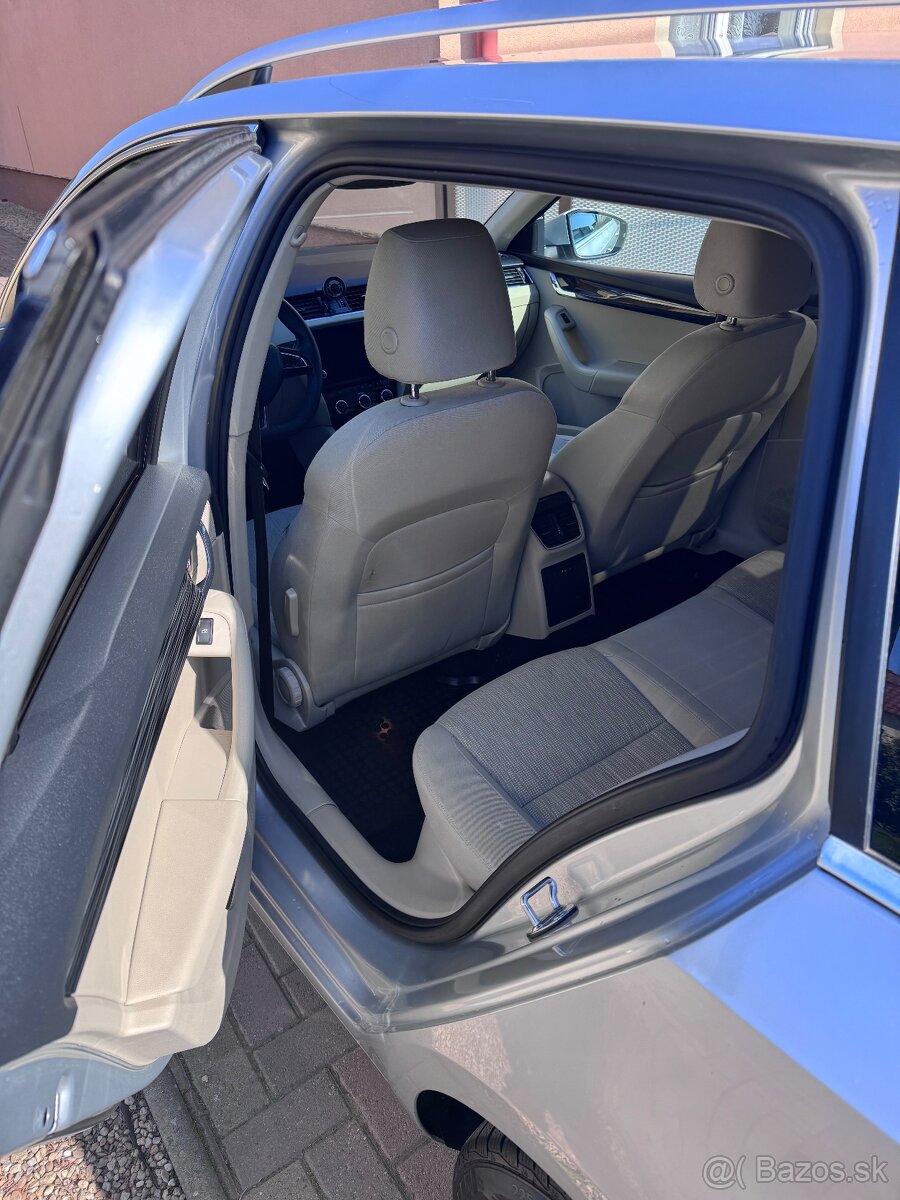 Škoda Octavia III Style Facelift Combi – 2.0 TDI DSG - 10