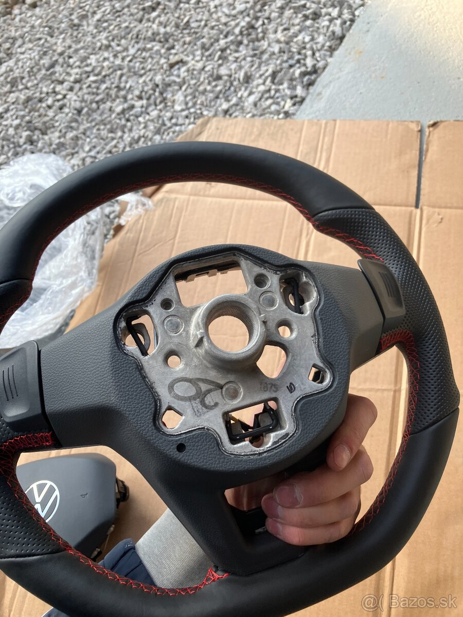 volant MULTI s řazením GTI Lopatky Tiguan II - 10