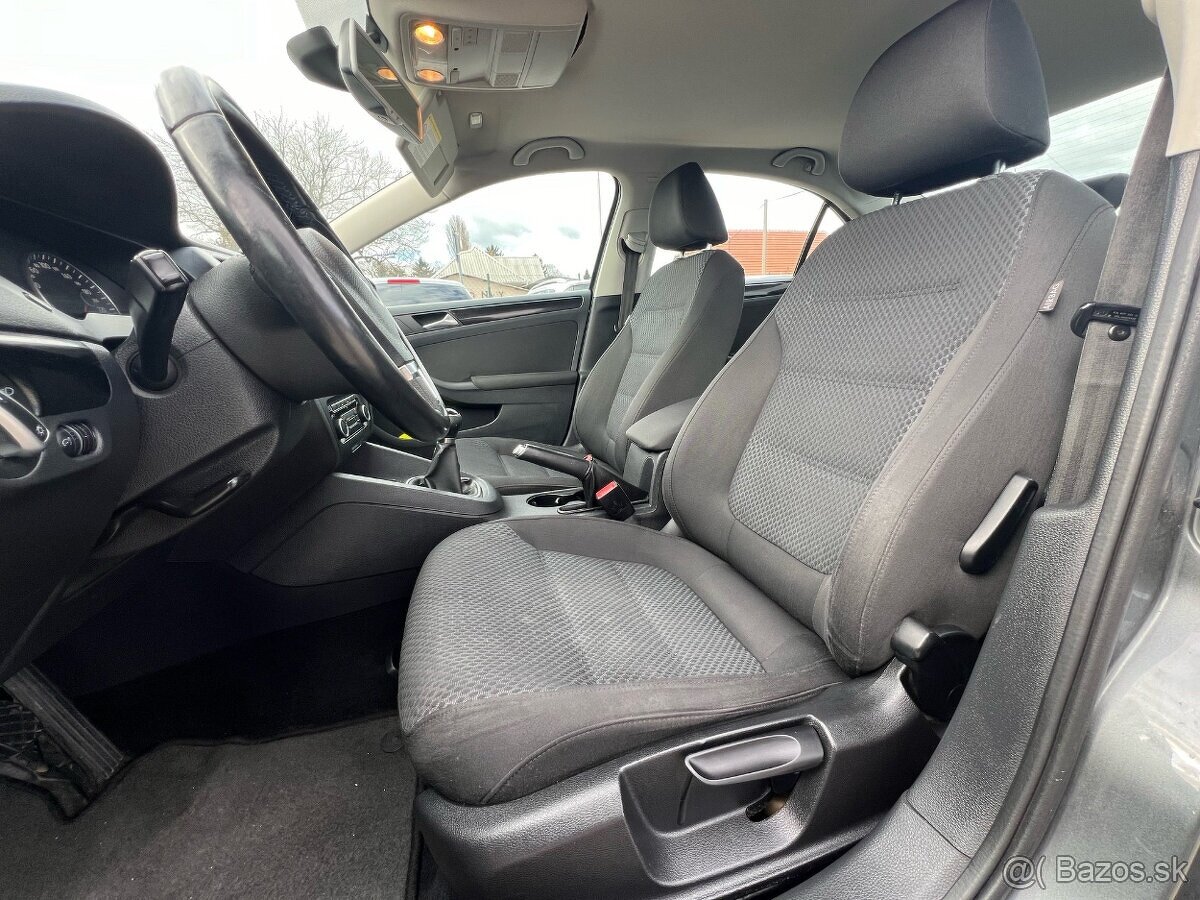 VW Jetta 1.6 TDI diesel, 77KW, MT5, rok:08.2011. - 10