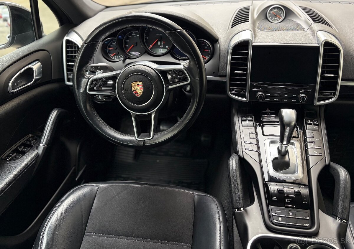 Porsche Cayenne Diesel Platinum Edition II FL - 10