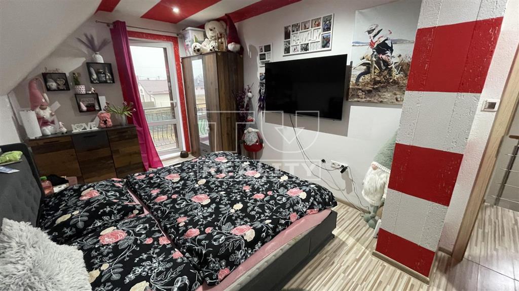 Rodinný dom na predaj - Malý Čepčín - 10