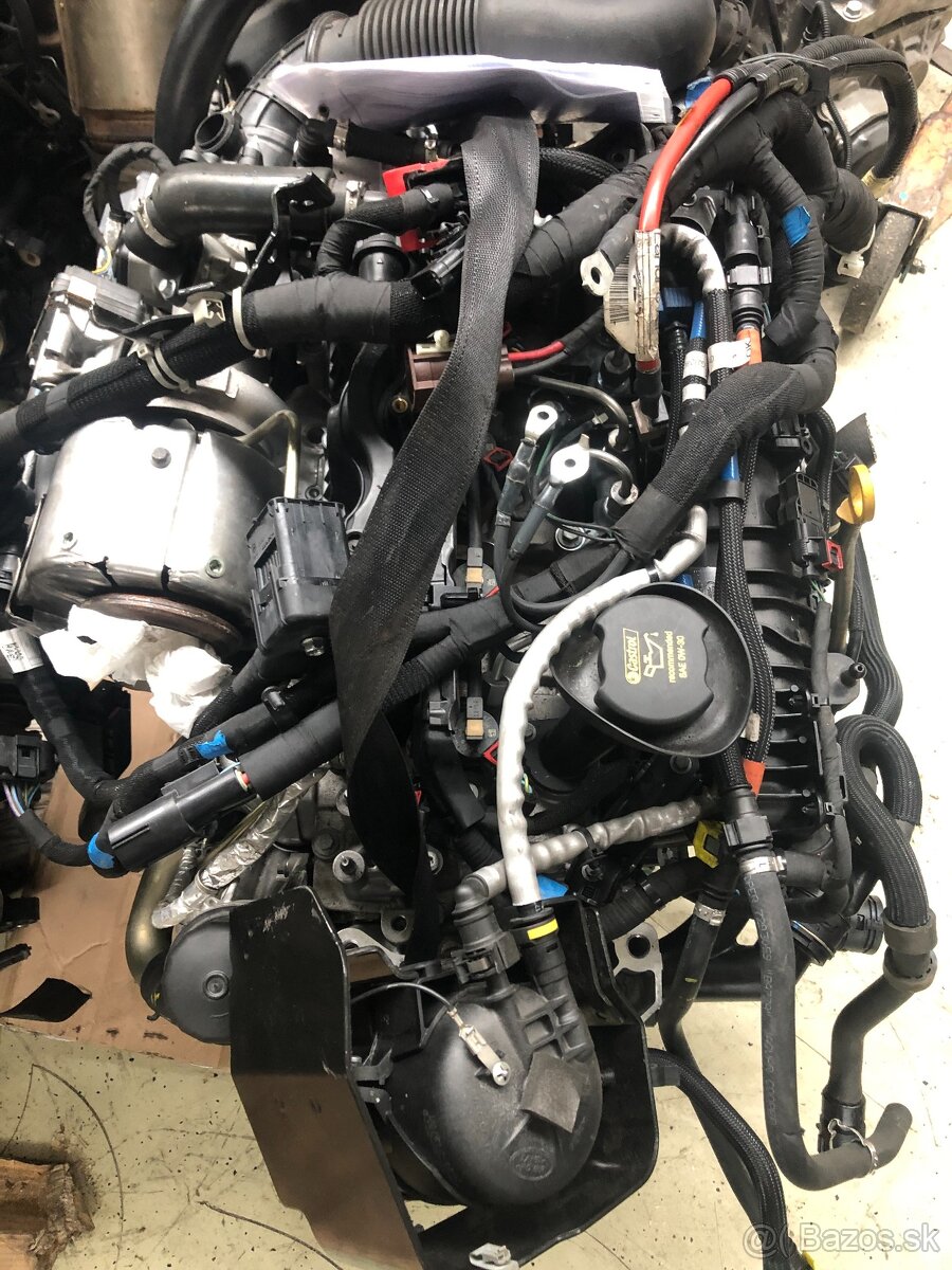 LAND ROVER DISCOVERY SPORT EVOQUE 2.0 Diesel - 10