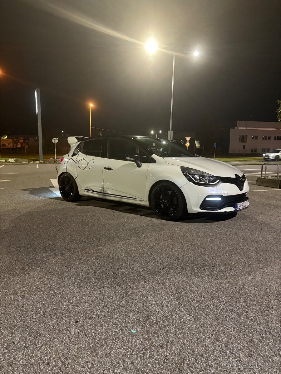 Renault Clio IV RS - 10