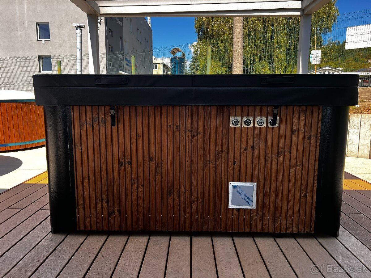 Luxusná kúpacia kaďa na drevo - 10