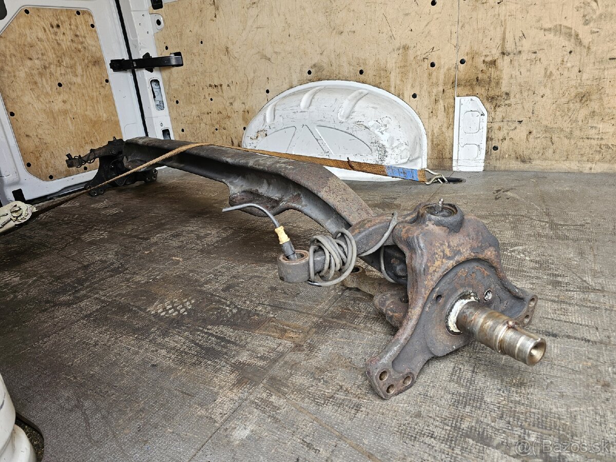 Renault Midlum predná náprava - 10