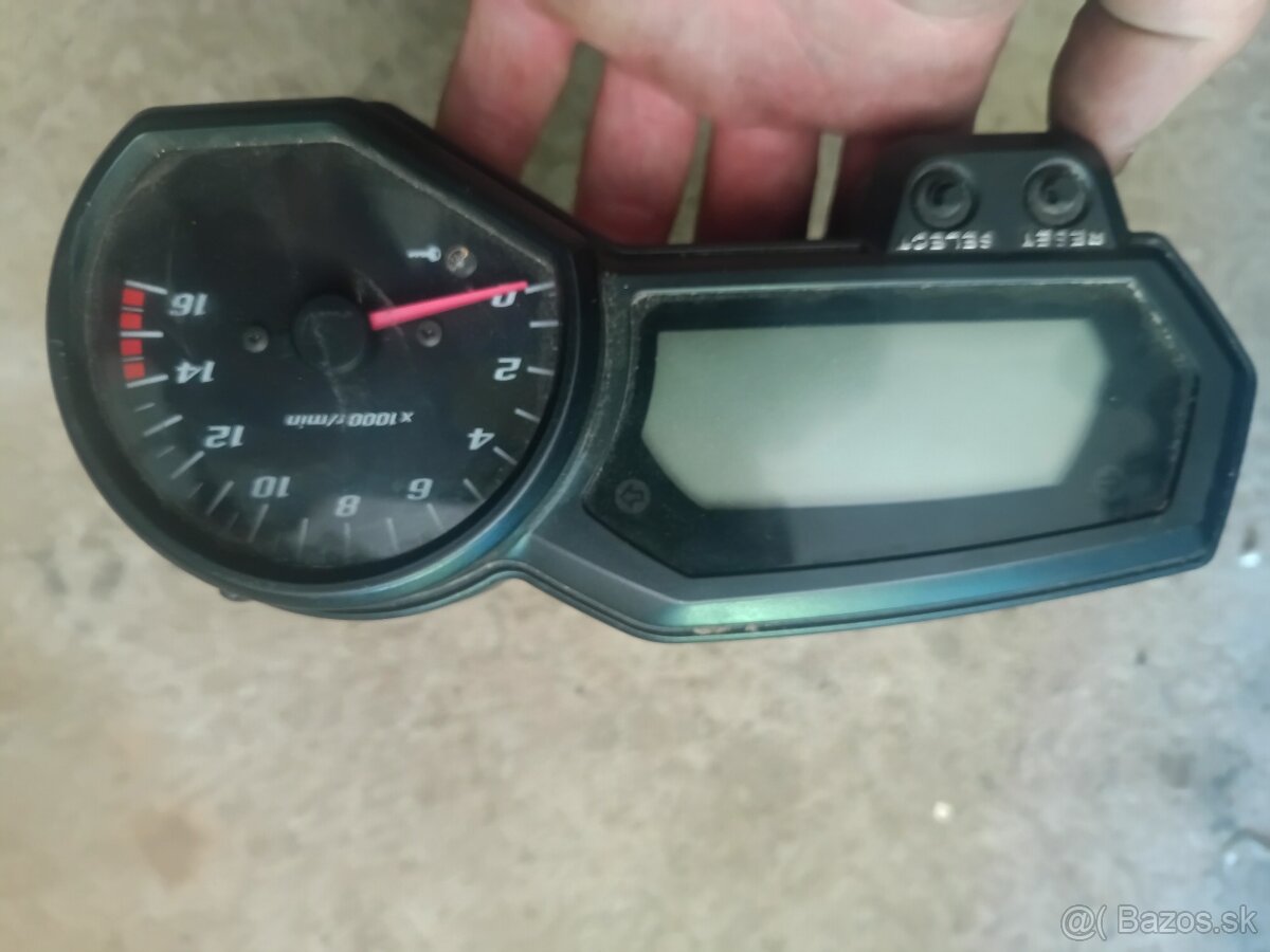 Rozpredám Yamaha FZ6 na ND - 10