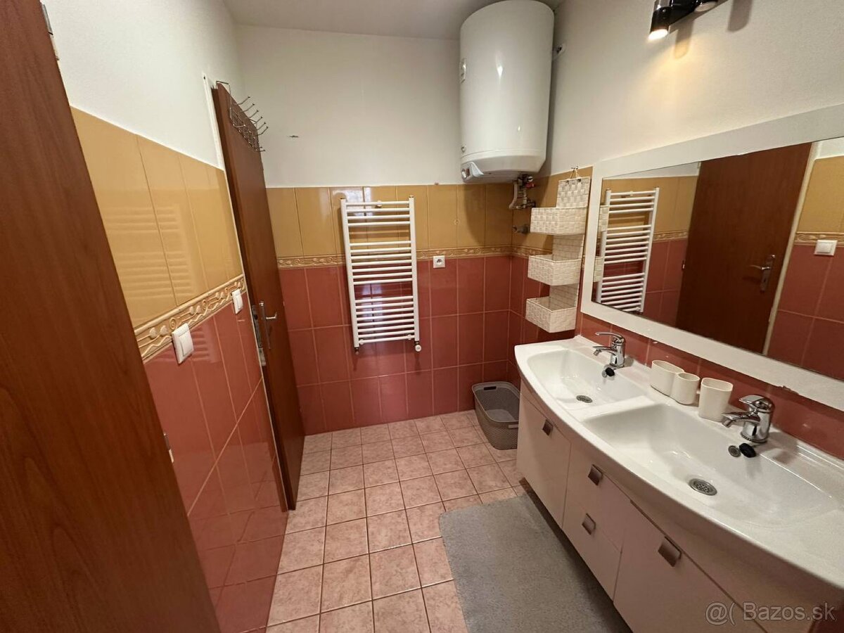 4-izb byt na Starej Vajnorskej - 3 samostatné izby - 10