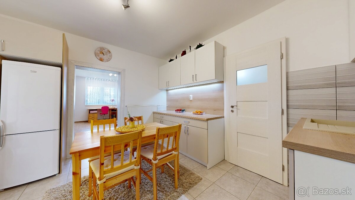 Prekrásna, romantická chalupa po rekonštrukcii, Dolné Saliby - 10