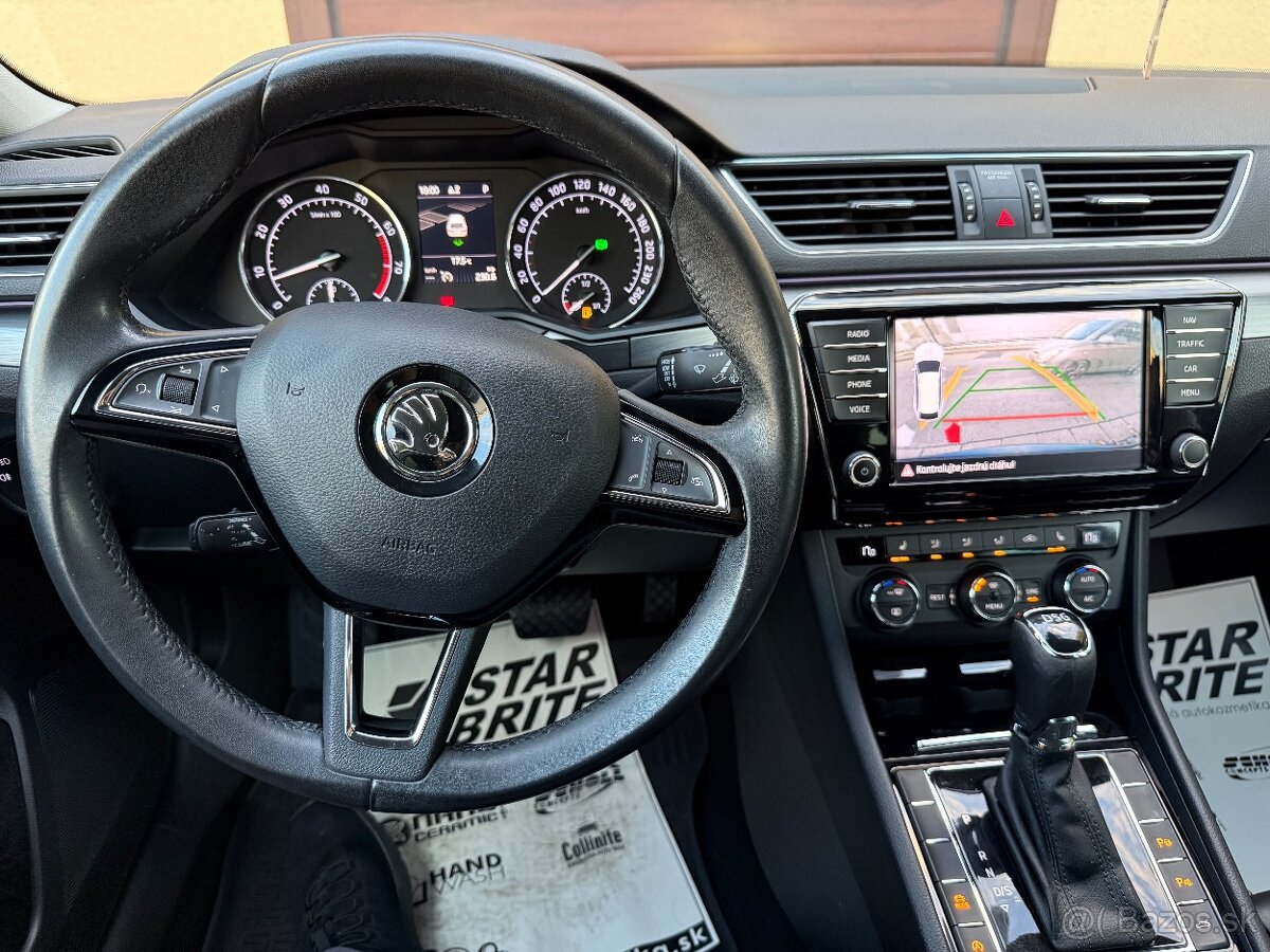 Superb Style Plus 1.8TSI DSG - 10