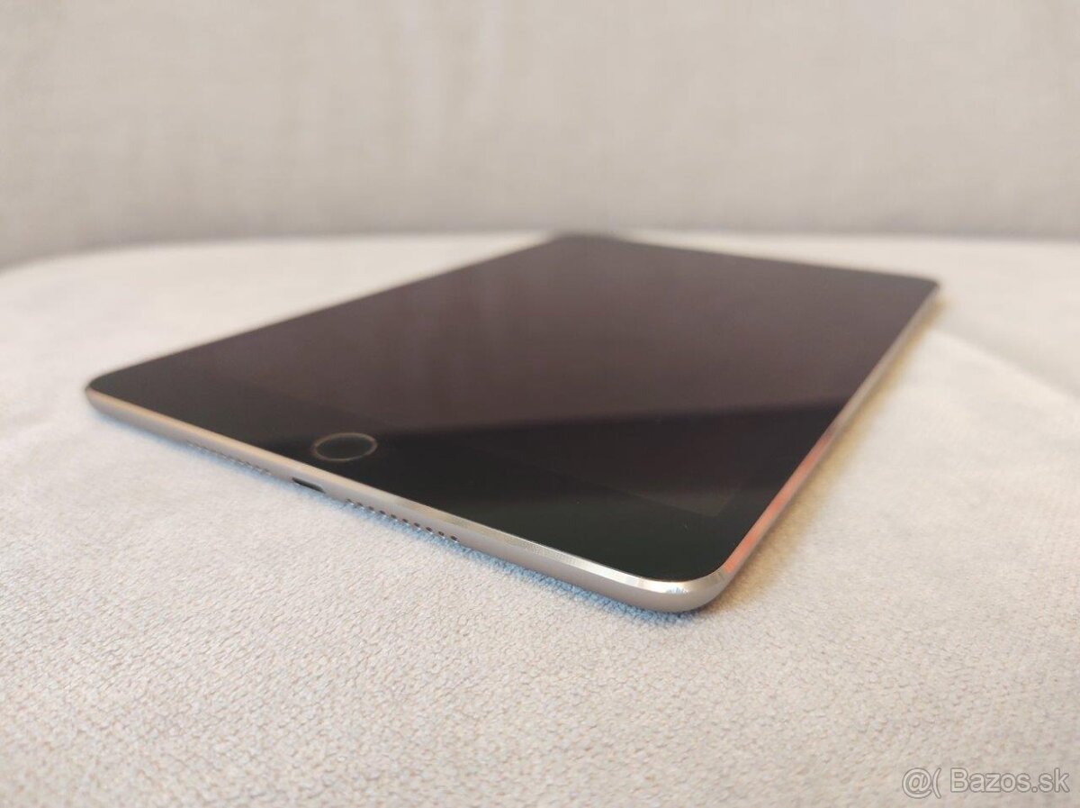 iPad mini 4 Wi-Fi 16GB Space Grey - 10