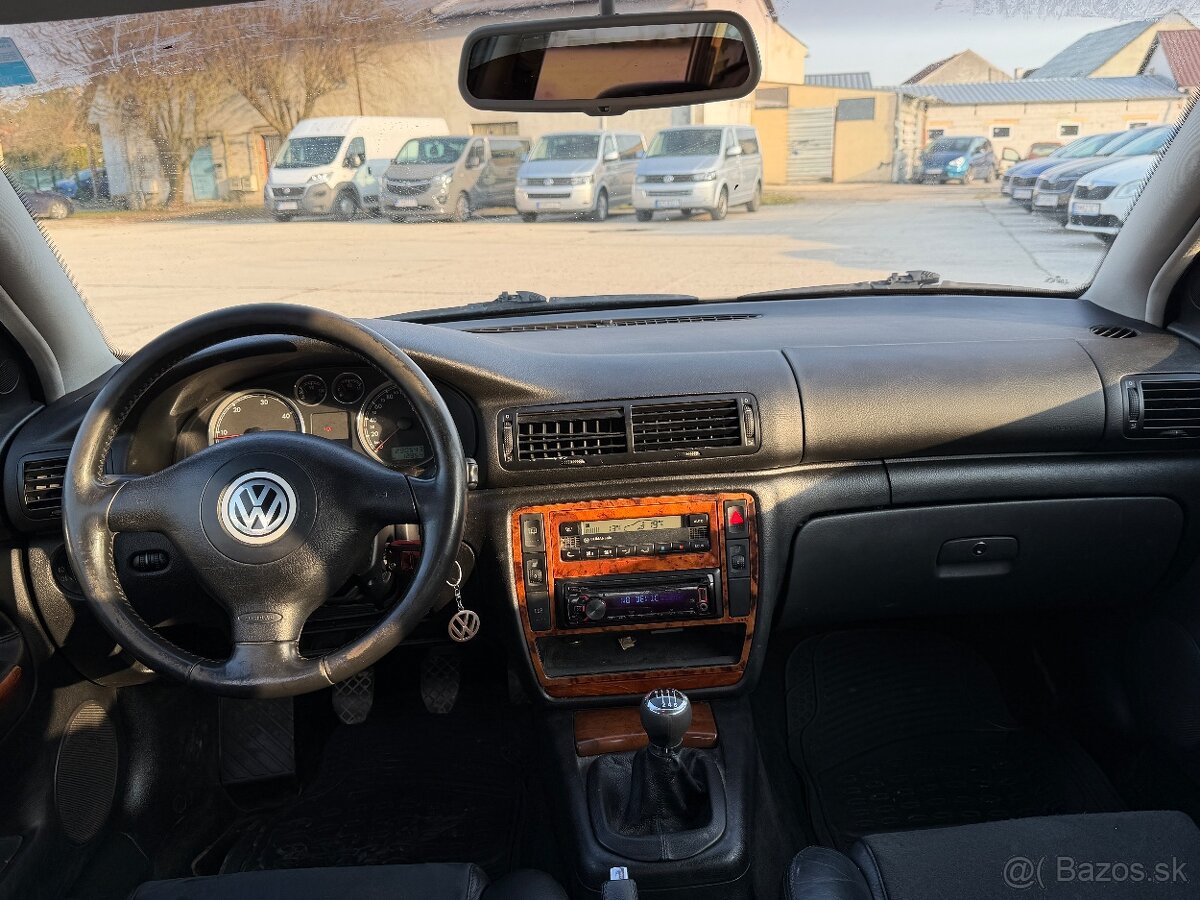 Volkswagen Passat 1,9tdi 96kw HIGHLINE - 10