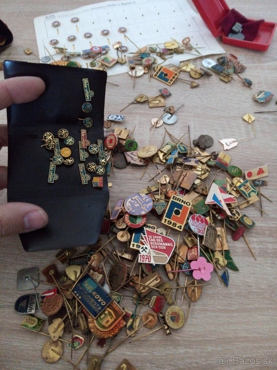 Odznaky veľa mix - 10