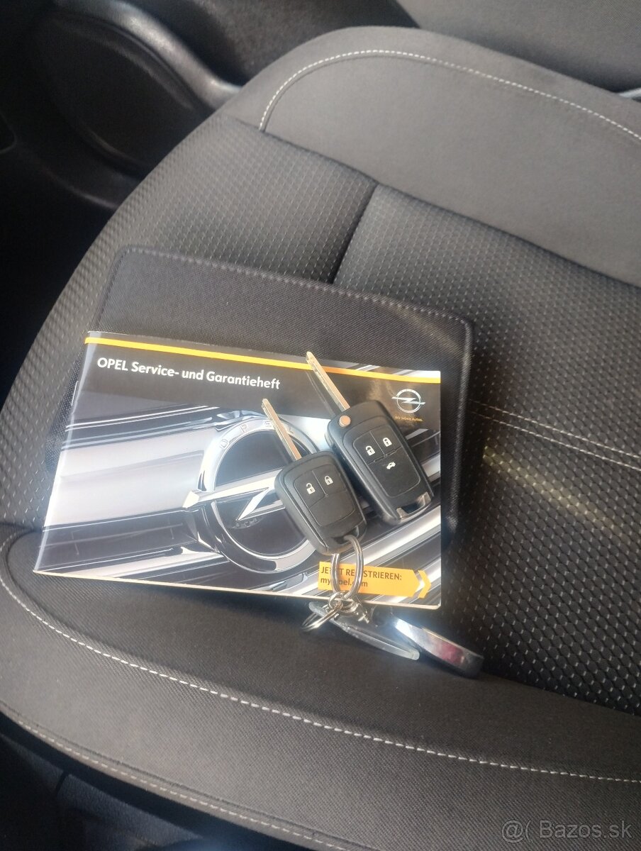 Opel Zafira Tourer - 10