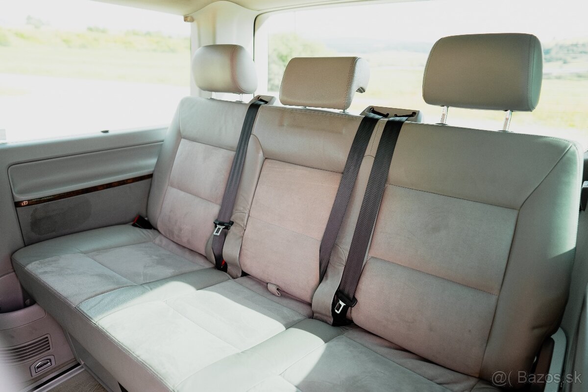 Volkswagen T5 Multivan 2.0 BiTDI Highline 4MOTION DSG - 10