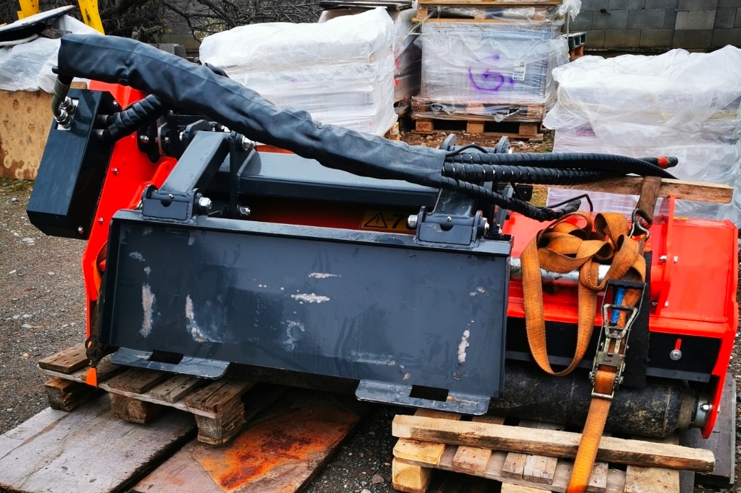 mulčovač hydraulicky na nakladac freza kosacka - 10