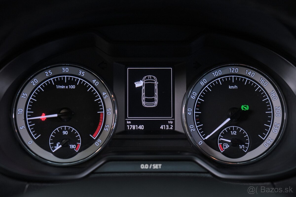 Škoda Octavia Combi 2.0TDI 110kW AT7 - 10