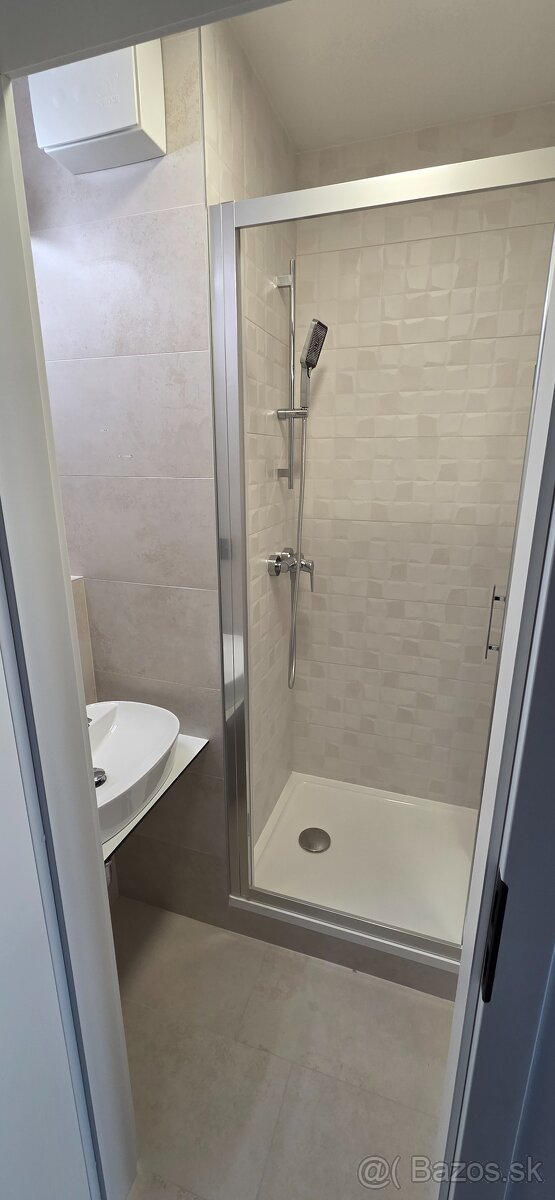 Útulná garsónka na prenájom - 10