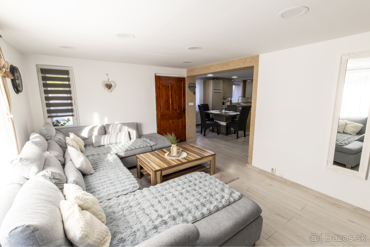 Na PREDAJ 5i RD v obci Milhosť - 10