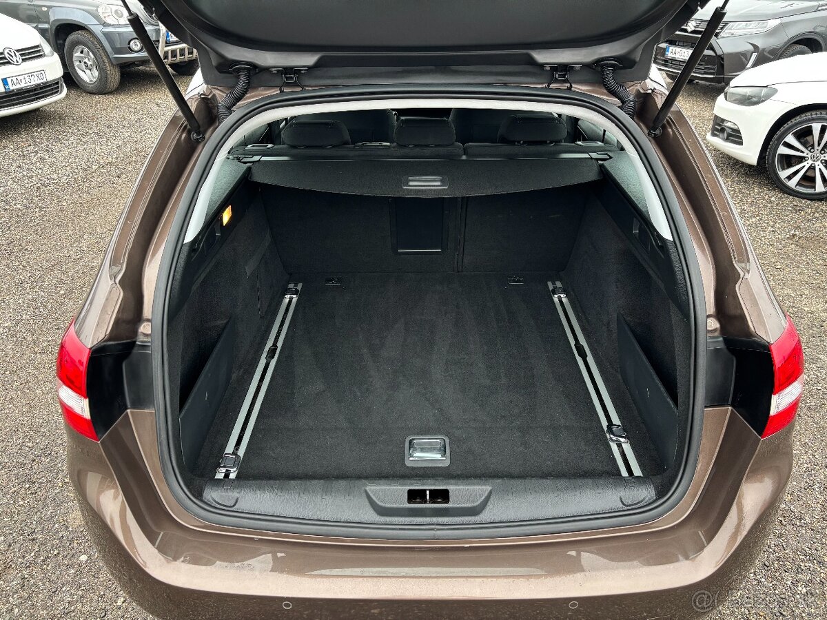 Peugeot 308 Break/SW SW 1.6 e-HDi Allure Stop&Start - 10