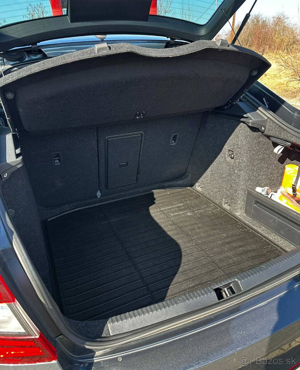 Škoda Octavia (facelift) RS - 2.0 TDI - LIFTBACK - 10