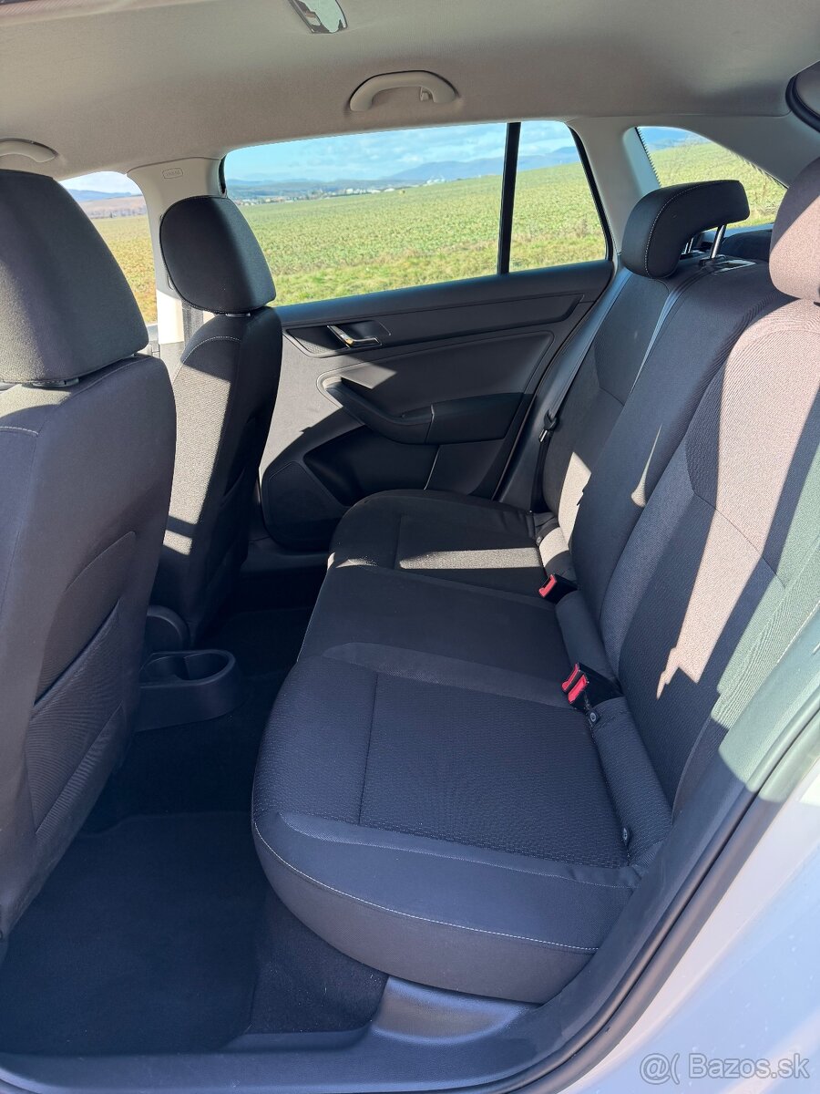 Škoda Rapid Spaceback SB 1.6 TDI 85kw - 10