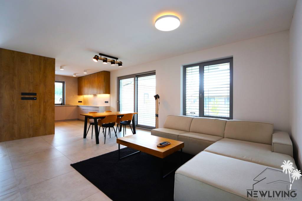 predaj 4iz. novostavby RD s garážou na Modrovke 1km od diaľn - 10