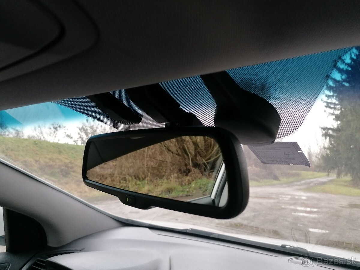 Hyundai i40 1.7 crdi 100kw - 10