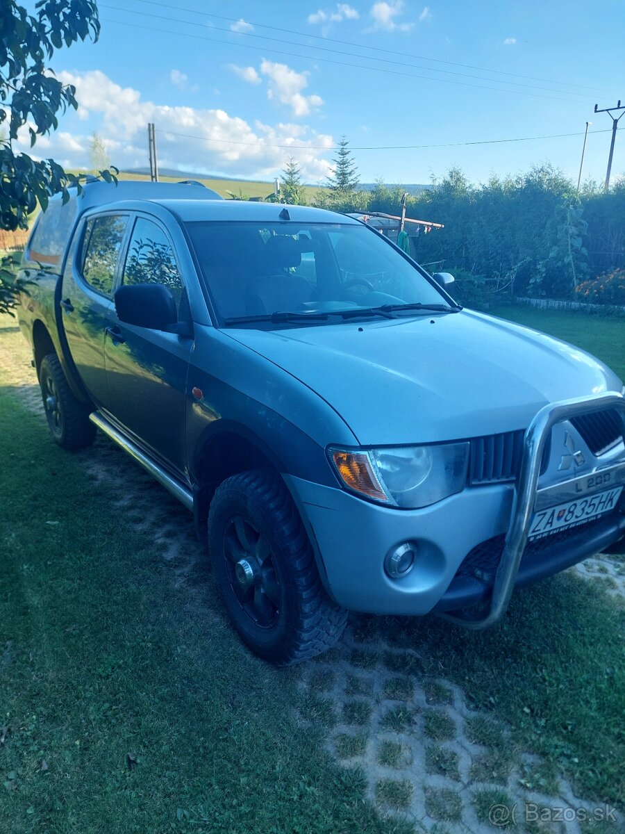 Mitsubishi L200 - 10