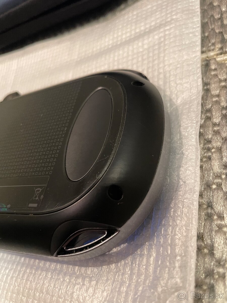 PS VITA PCH-1004 Oled 16GB / komplet box - 10