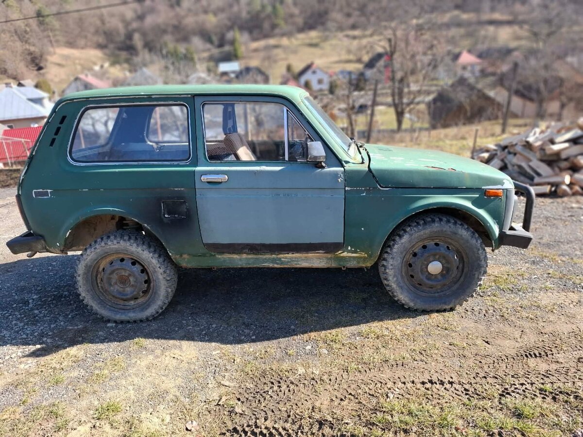 Lada Niva 1.7i - 10