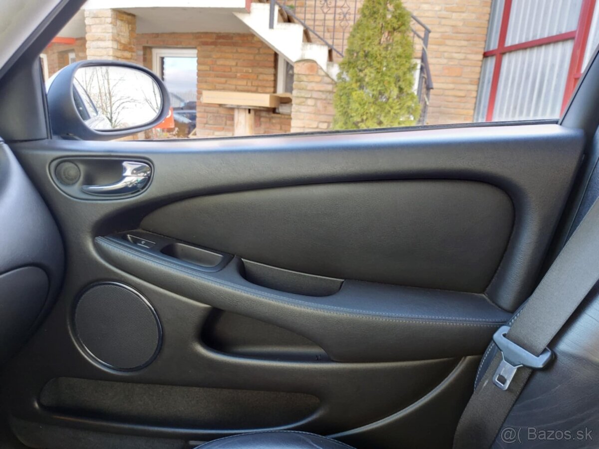 Jaguar X-type 2,5i 143,5kw kód : XB - 10