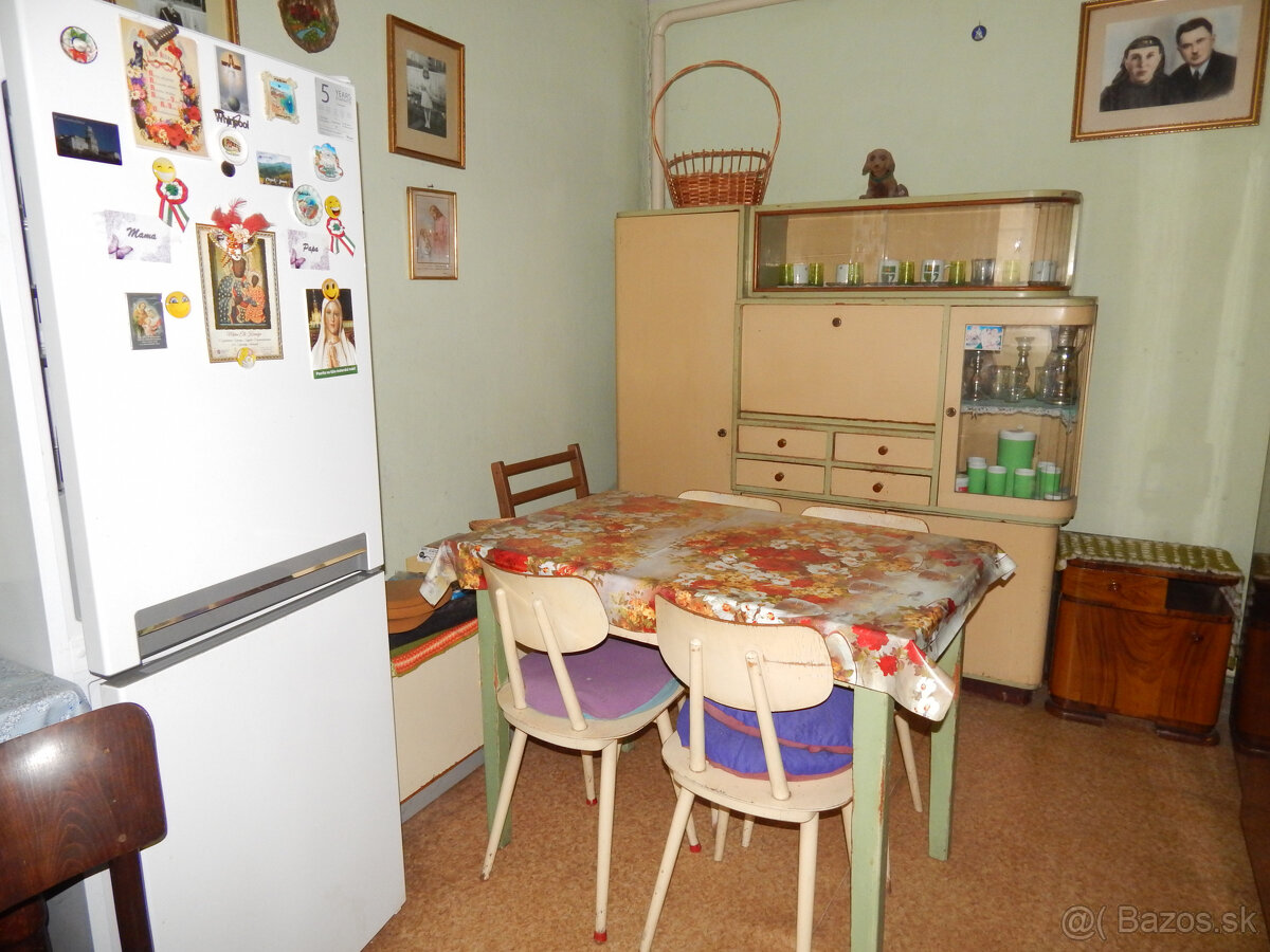 Na predaj 4 izbový dom vhodný aj ako chalupa v Malých Kosihá - 10